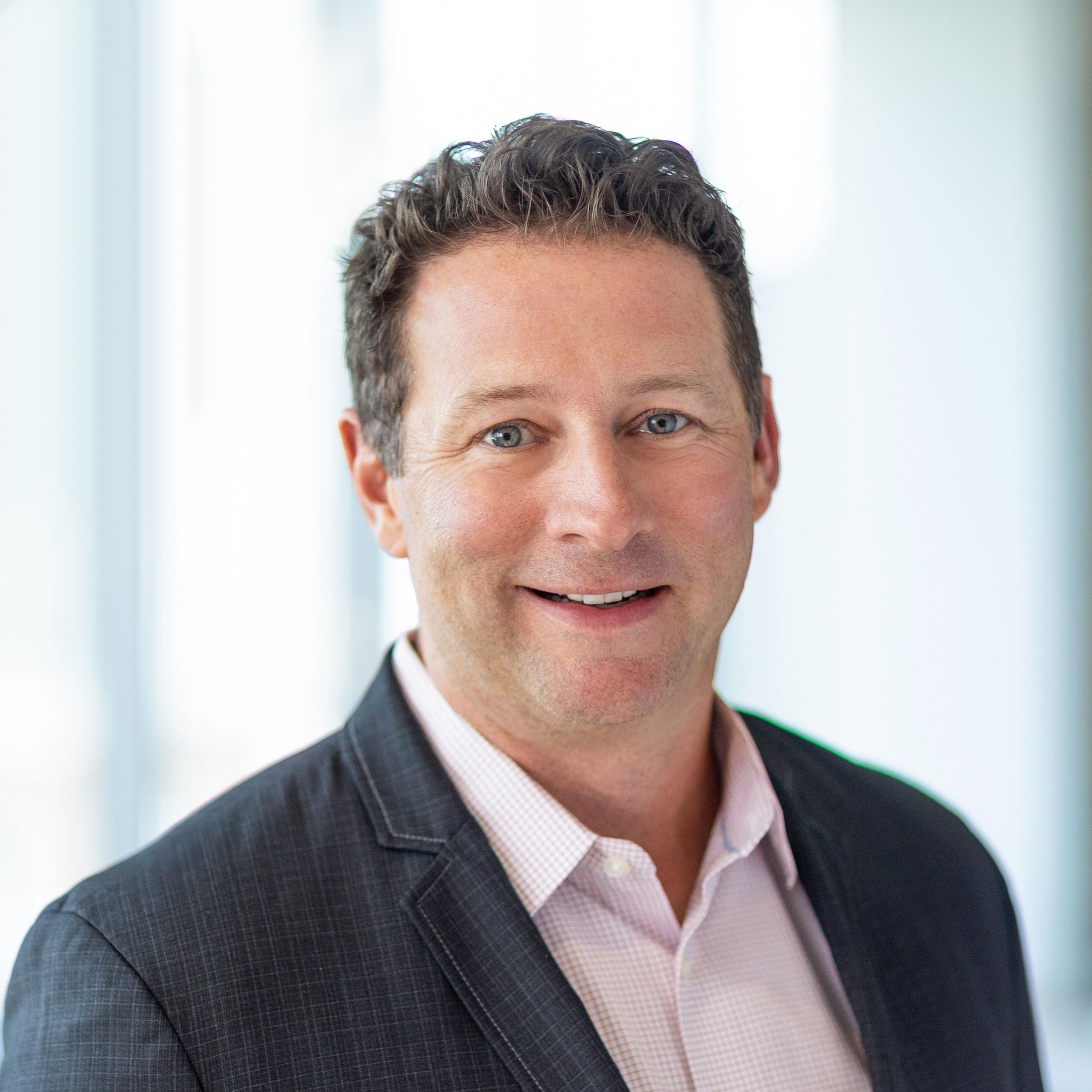 Russell_King_hires_workday_powerpoint_resume